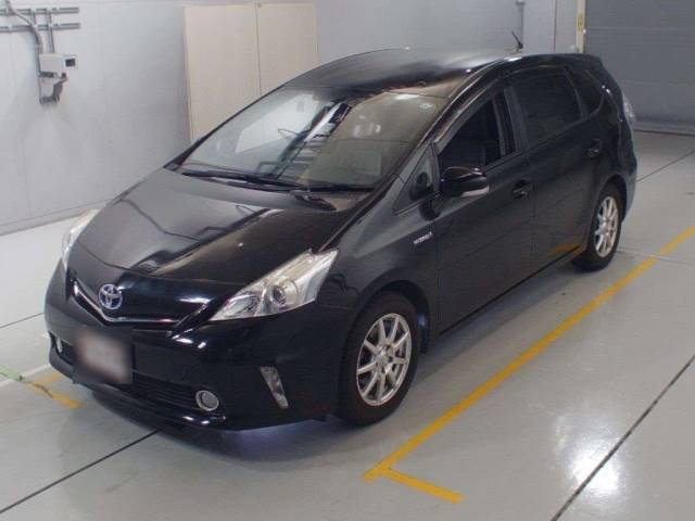 20306 TOYOTA PRIUS ALPHA ZVW41W 2013 г. (CAA Chubu)